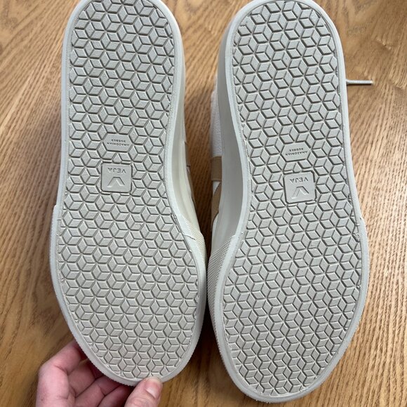 NIB Veja Campo Winter Shearling Sneakers 39 (US 8) White/Desert - Picture 5 of 6